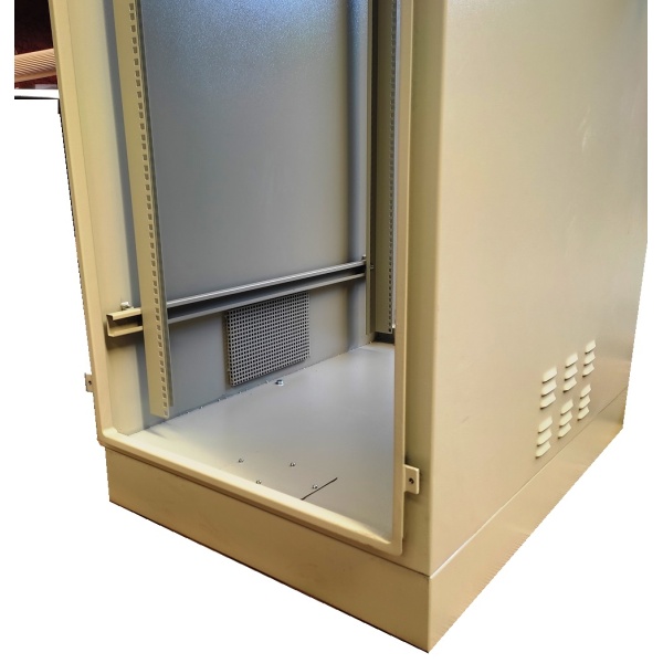 Gabinete Rack Exterior  Autosoportado 22 UR X 19" X 800MM UTIL Modelo PREMIUM - Imagen 5