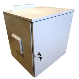 Rack  Exterior Galvanizado  15 UR x 19" x  Prof 600mm  Muro/Poste, Incluye 1 Ventilador 220vac y 1 Termostato (A PEDIDO)