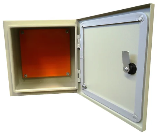 Tablero Metalico 300 x 200 x 200 IP 55 con Placa de Montaje - Imagen 2