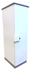 Rack Exterior Telecomunicaciones de Piso 38 UR 600 X 800 (prof.)con Brazo Antivandalico IP 65